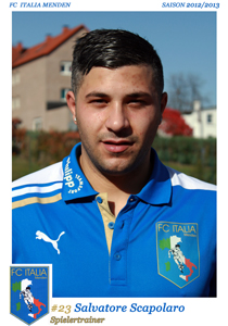 Salvatore Scapolaro bleibt Spielertrainer beim FC Italia Menden.